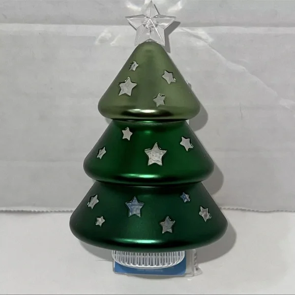 Bath & Body Works Christmas Tree With Stars Wallflower Plug In Night Light - Picture 3 of 10